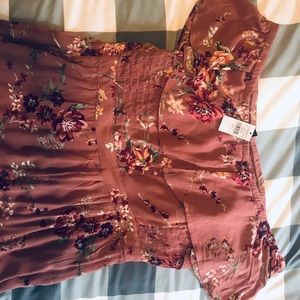 NWT Strapless Jumpsuit W Ruffle Sleeves